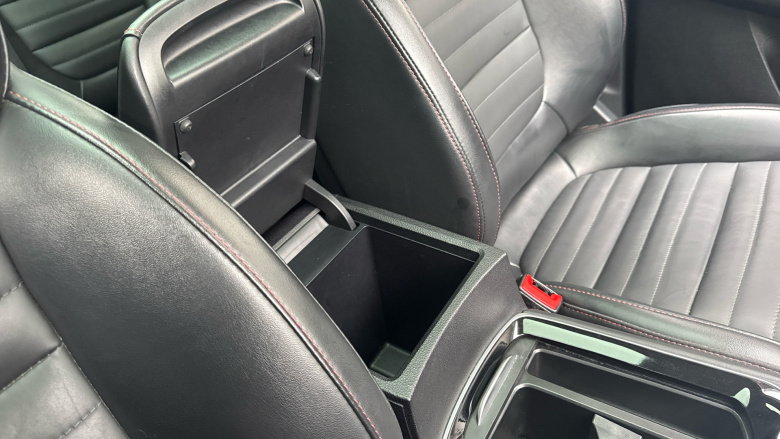 MG Hs 1.5 T-GDI Exclusive 5dr DCT Petrol Hatchback